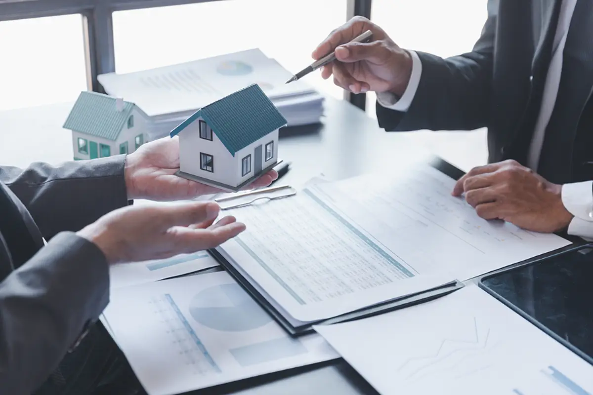 Clear Numbers, Confused Reactions: Why HOA Financial Transparency Can Backfire in New York Board Meetings